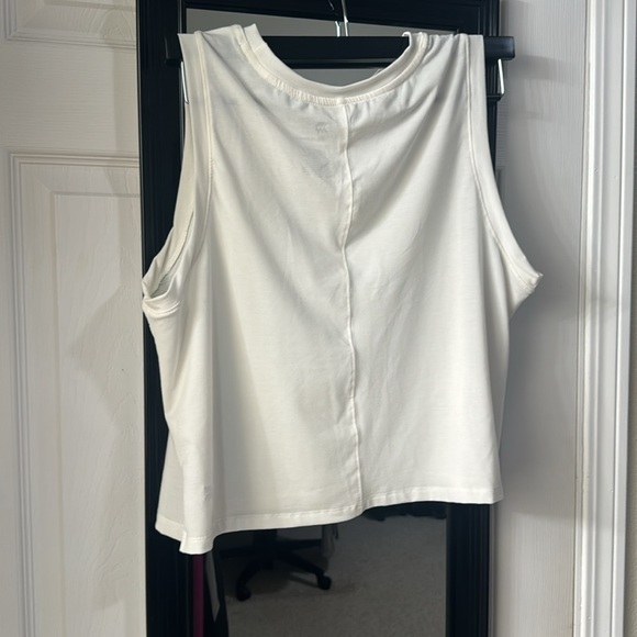 Top - Picture 3 of 3